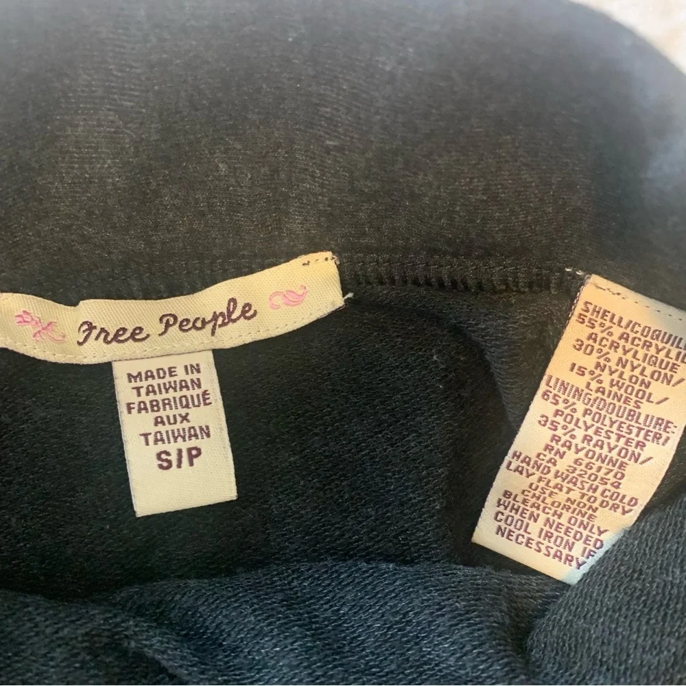 Free People Black Layered Asymmetrical Women's Skirt wool Size Small Witchy